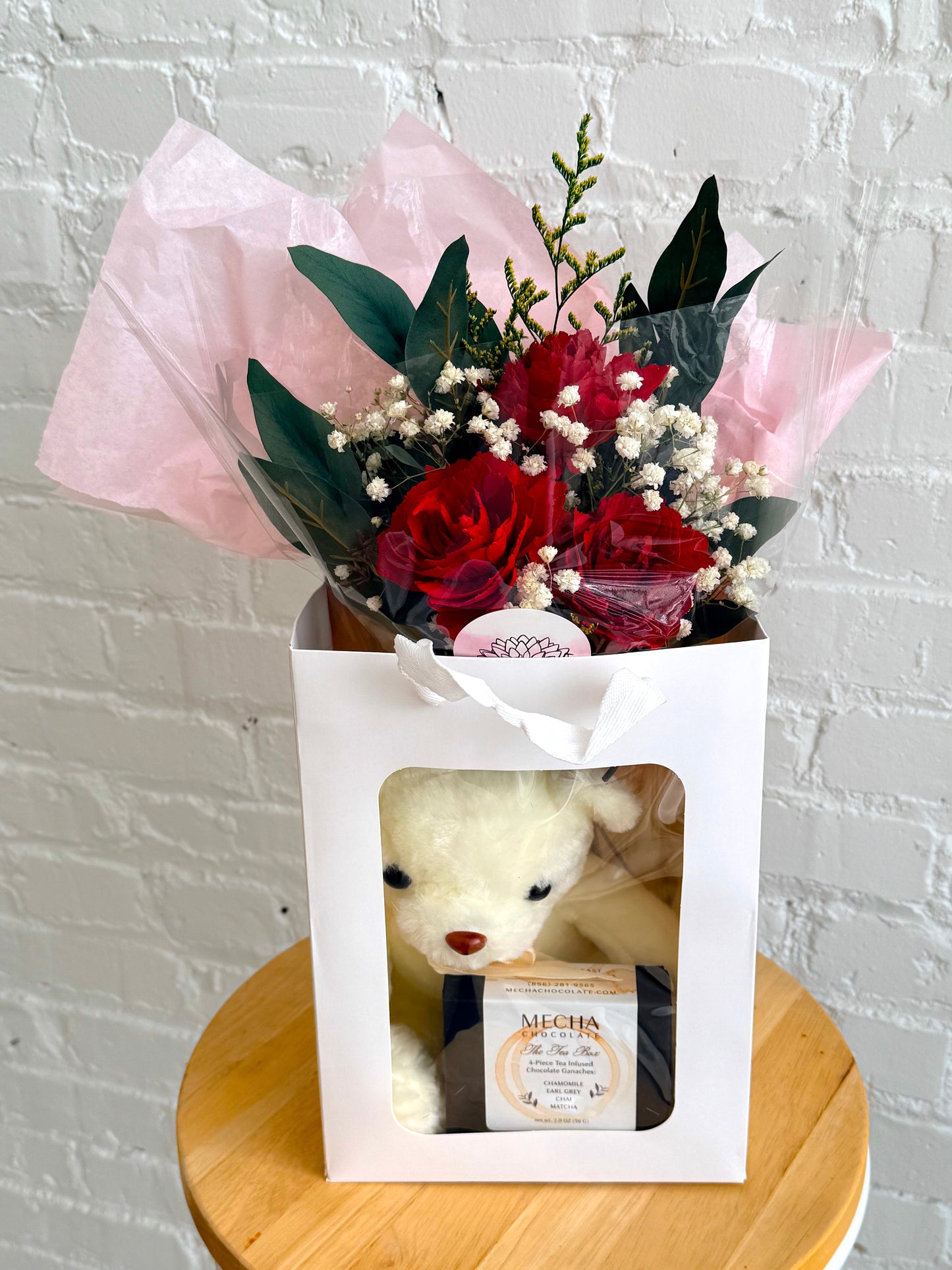 Valentine's Gift Set: Bear + Bouquet